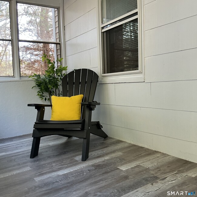 Photo - 8 Rodgers Pl