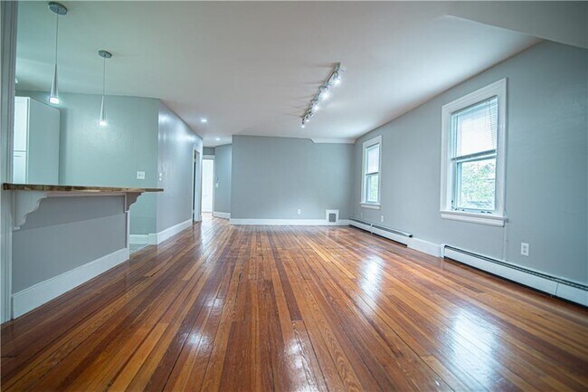 Photo - 80-80 Forest St Unidad 3