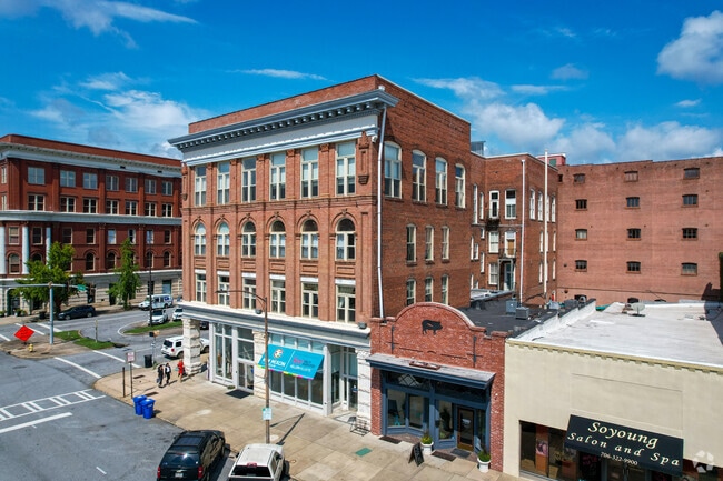 Photo - Empire Building