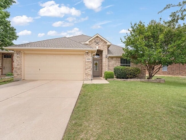 Building Photo - 3205 Chesington Dr