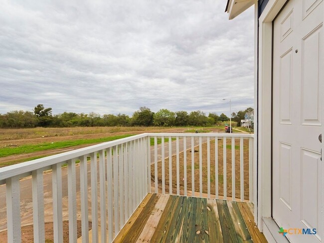 Photo - 335 Rachel St Unit Garage Apartment