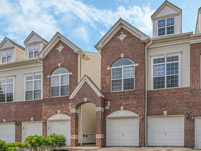 Photo - 1115 Balsam Dr