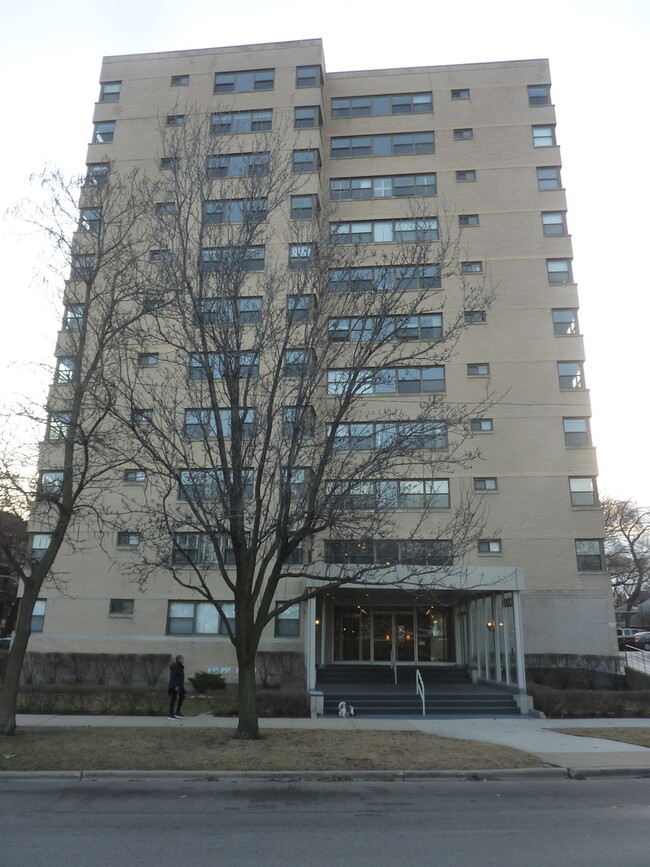 Photo - 4200 N Marine Dr Condo Unit 103