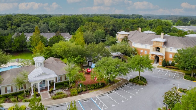 Rolling Acres Apartments