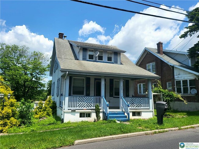 Photo - 5011 Hamilton Blvd House