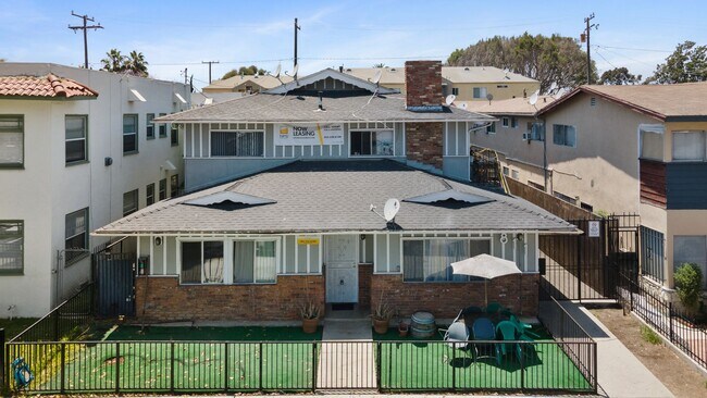 811 Gardenia Avenue