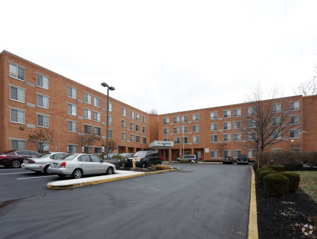 Photo - Ivy Residence I & II