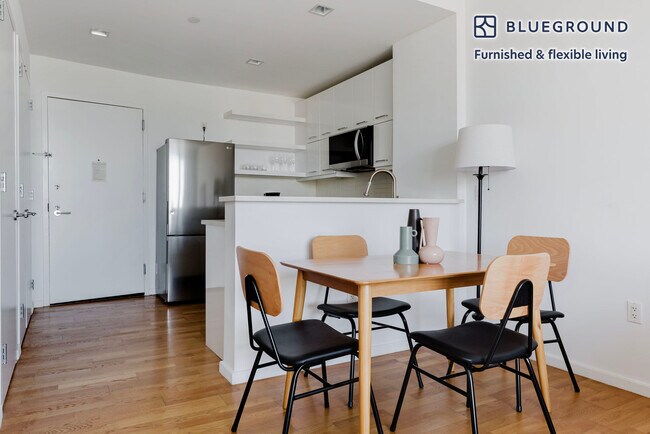 Photo - 635 W 42nd St Unit FL29-ID1477