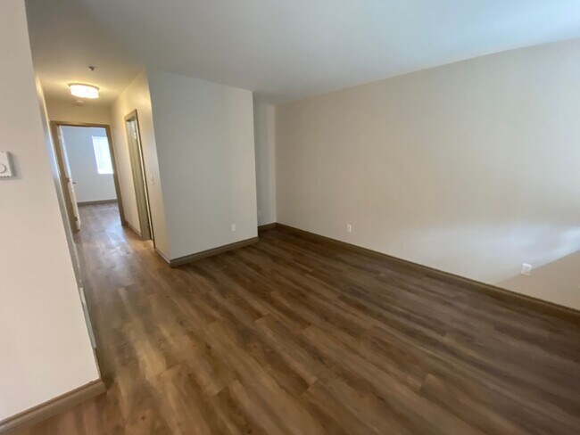 Photo - 2 Bed Condo Near the Old Mill