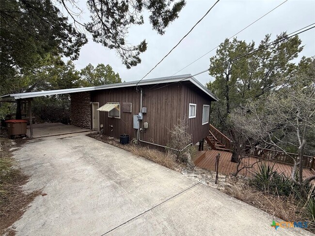 Photo - 827 Contour Dr