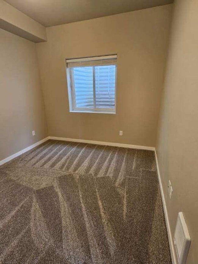 1550 Aryn Ln Unit 1550 Aryn Lane #201