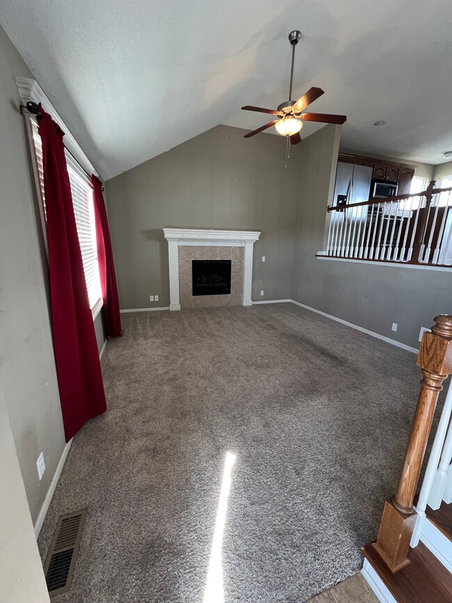 Photo - 1209 Wildflower Rd