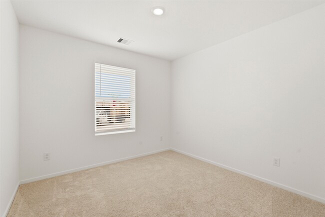 Photo - 17334 Glacier Frst Ln