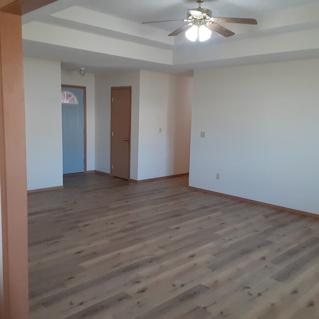 Photo - 236 N Foster Ave