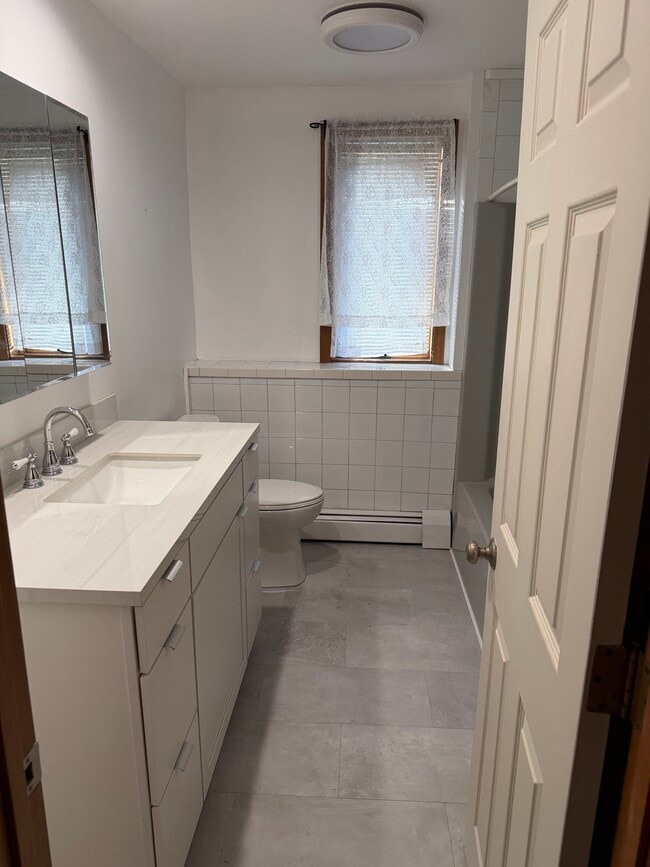 Photo - 2008 Mineral Spring Ave Unit 3