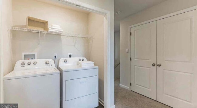 Photo - 305 Mazzeo Dr