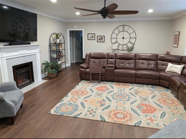 220 Dixie Dr