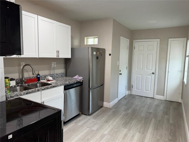 Photo - 3114 58th Ave N