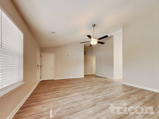 Photo - 116 Star Hill Ln