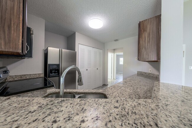 Photo - 3401 NW 44th St Unit 206