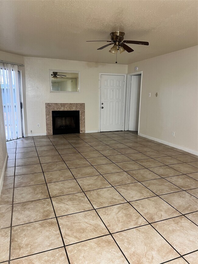 Photo - 9700 Leawood Blvd Unit 1113