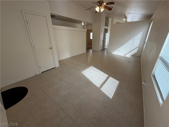 Photo - 3932 Copper Glen St