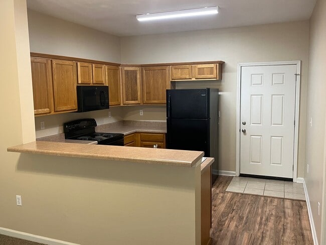 Kithen - 292 Bella Sera Ln