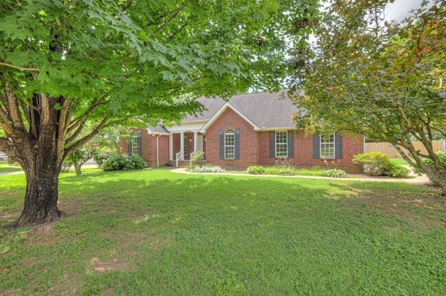 Photo - 405 Sandi Ct