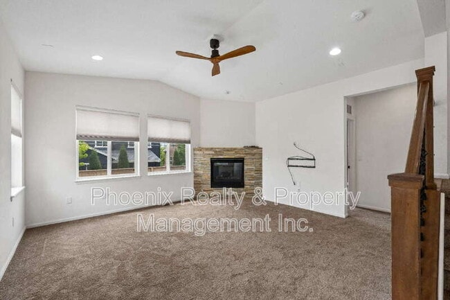 Photo - 1417 Lander Ln