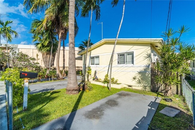 1021 NW 23rd Ave Unit 1023