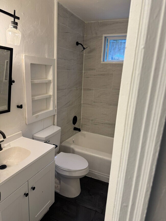 Photo - 710 S 11th St