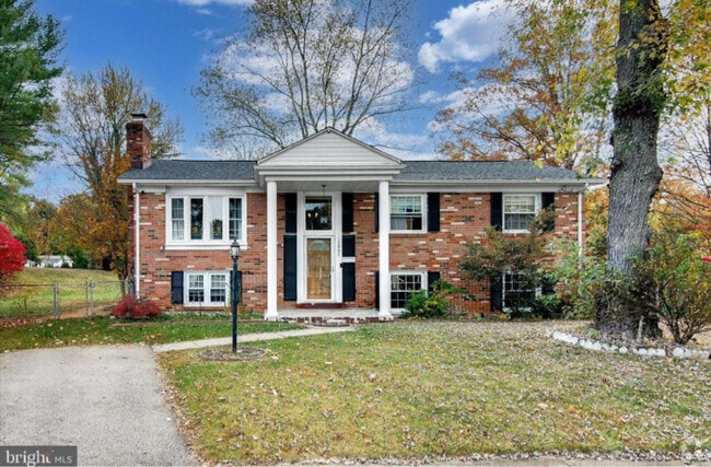 Building Photo - 13907 Grove Ct Rental