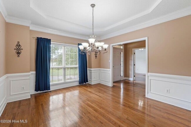 882 Windmill Ln