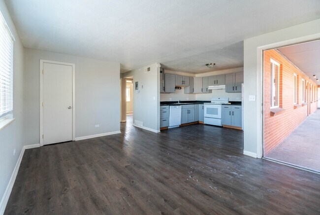 Photo - 1415 Kingston St Unit 1