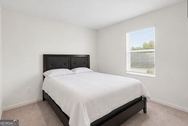 Photo - 626 Tudor St