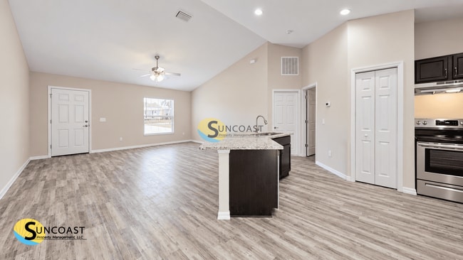 2626 W Castania Dr
