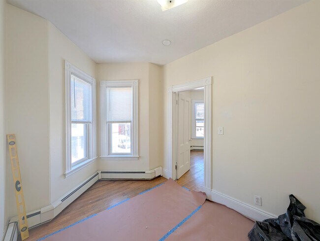 Photo - 392 Washington St Unit 2