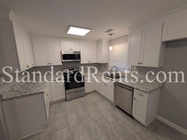 Photo - 4404 Currie Ct