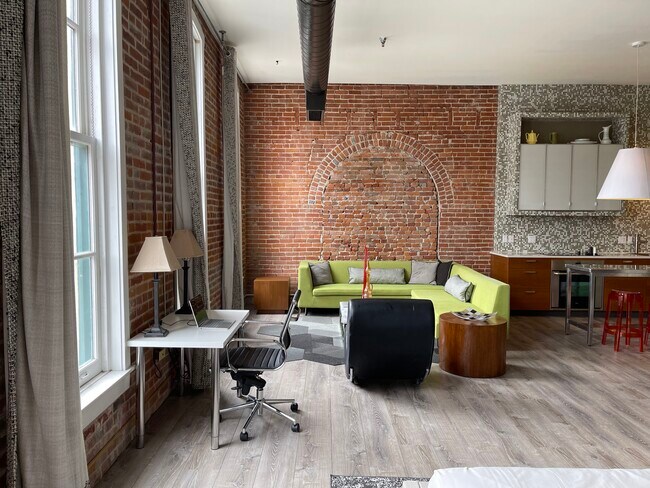 Vista orientada al sur - 412 Delaware St Unidad 207