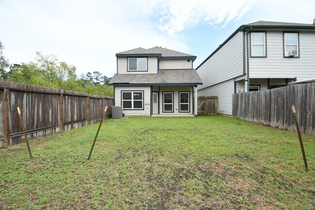 Building Photo - 104 Camelot Pl Ct