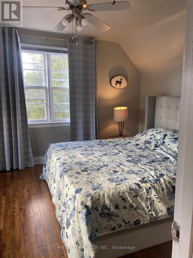 Photo - 11 Morton Ave