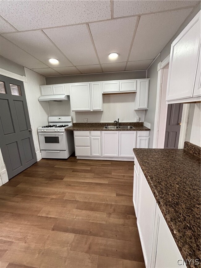 Photo - 702 Leray St