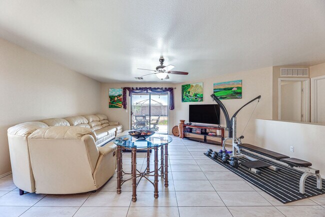 Photo - 1840 N Parkside Ln Unit SI ID1545955P