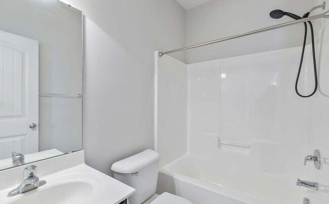 Photo - 4522 Tarkiln Pl