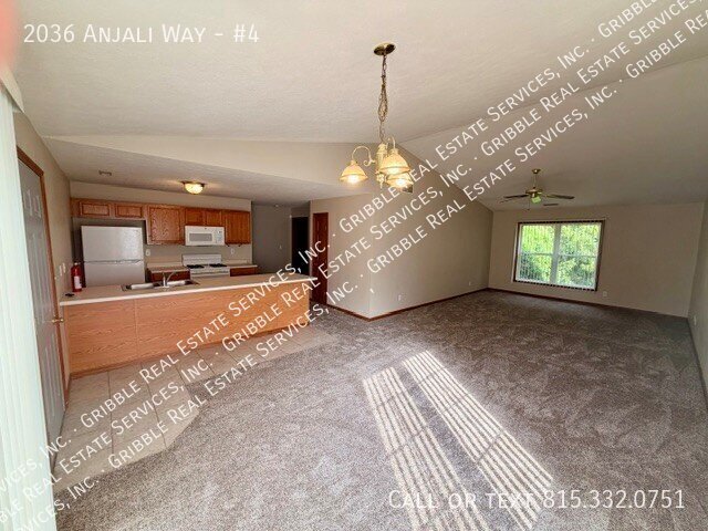 2036 Anjali Way Unidad 4