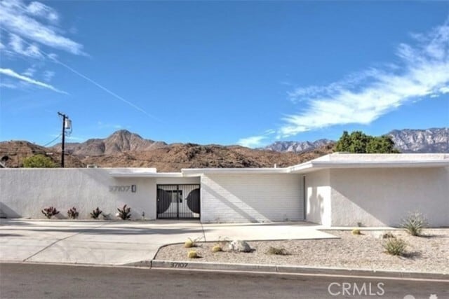 Building Photo - 37107 Bankside Dr Rental