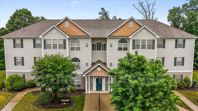 Photo - 6113 Hedgecock Cir