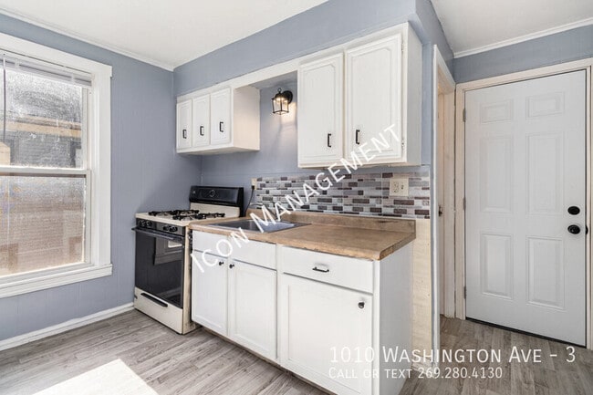 Photo - 1010 Washington Ave Unit 3