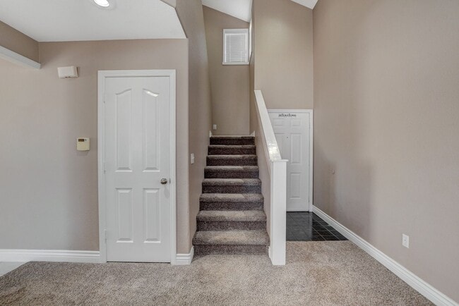 Photo - Spacious 4-Bedroom Home in Prime Location!