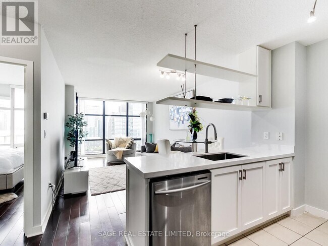 Photo - 35 Mariner Terrace Unit 3707